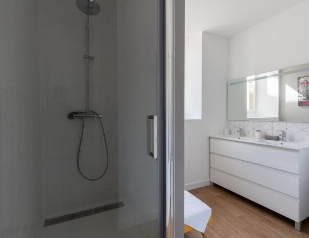 Résidence Kméléon : Logements de courte durée au Mans. Passez d'agréables séjours en famille, entre amis ou pour le travail.