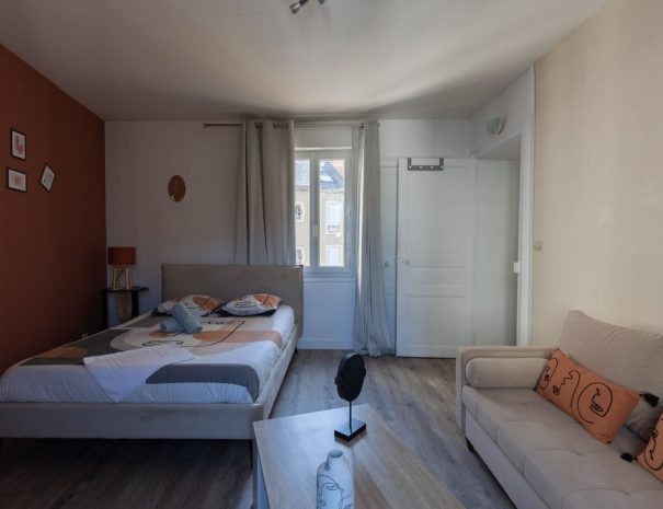 Résidence Kméléon : Logements de courte durée au Mans. Passez d'agréables séjours en famille, entre amis ou pour le travail.