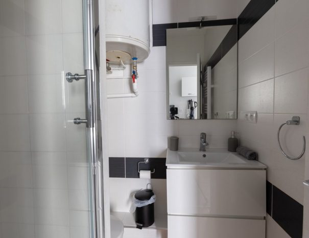 Résidence Kméléon : Logements de courte durée au Mans. Passez d'agréables séjours en famille, entre amis ou pour le travail.