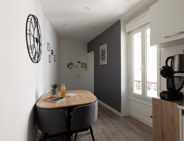 Résidence Kméléon : Logements de courte durée au Mans. Passez d'agréables séjours en famille, entre amis ou pour le travail.