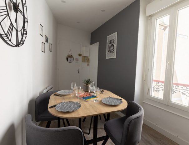 Résidence Kméléon : Logements de courte durée au Mans. Passez d'agréables séjours en famille, entre amis ou pour le travail.