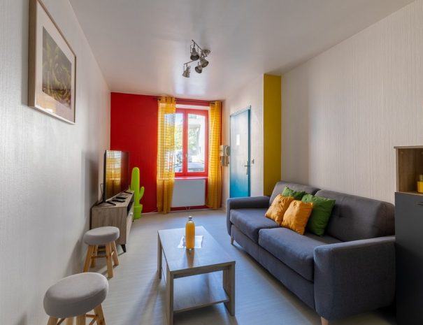 Résidence Kméléon : Logements de courte durée au Mans. Passez d'agréables séjours en famille, entre amis ou pour le travail.