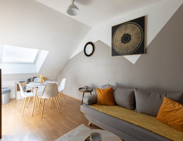 Résidence Kméléon : Logements de courte durée au Mans. Passez d'agréables séjours en famille, entre amis ou pour le travail.